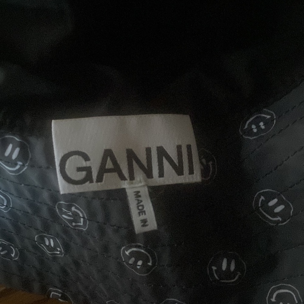 Ganni | Recycled Smiley Face Logo Print Bucket Hat - Picture 15 of 16